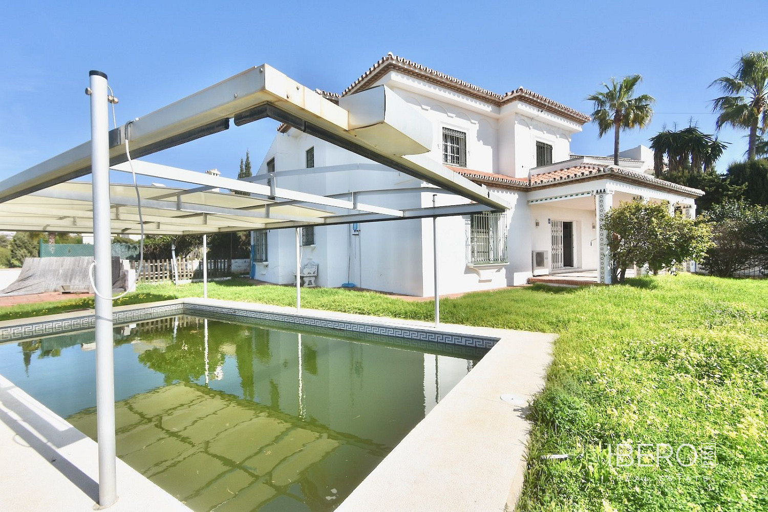 Prodej domu 337 m² s pozemkem 703 m²