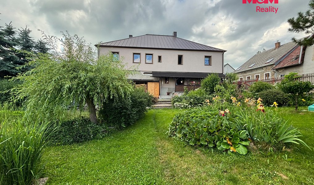 Prodej domu 210 m² s pozemkem 598 m², Výsluní – náhled fotky 2