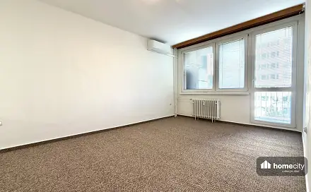Pronájem bytu 3+1 76 m², Bělehradská, Pardubice - Polabiny