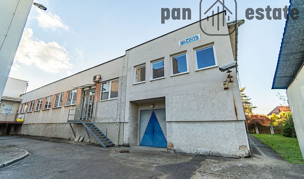 Prodej výrobních prostor 450 m², Zlín – náhled fotky 2