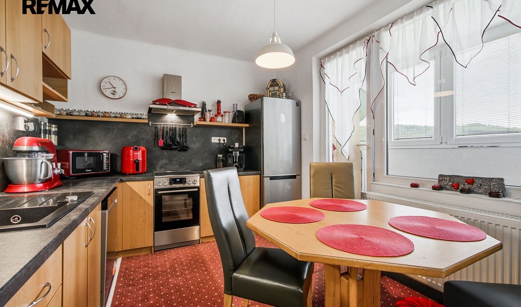 Prodej bytu 4+1 118 m², Nová Pec – náhled fotky 3