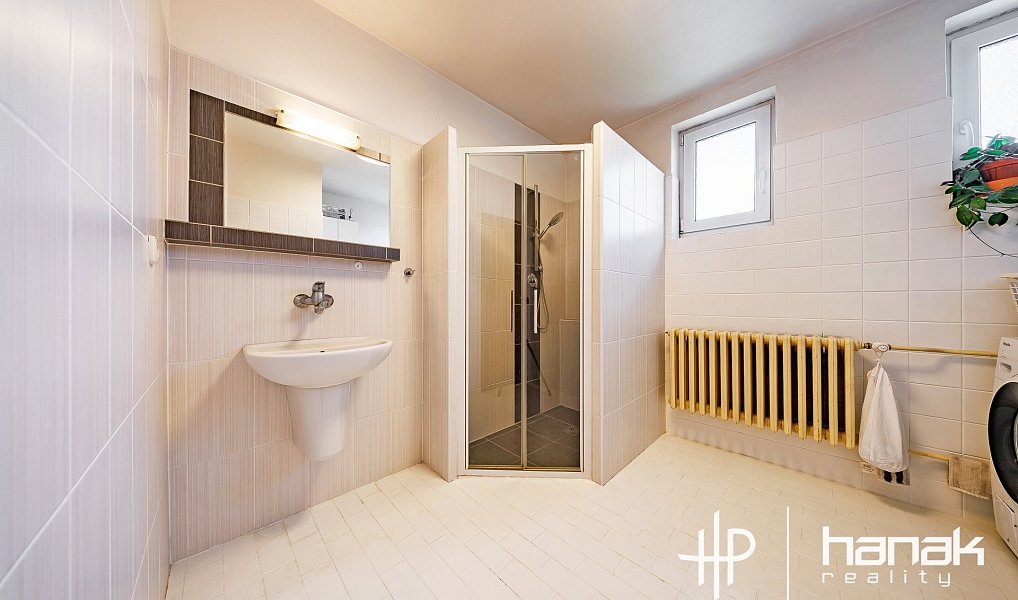 Prodej domu 243 m² s pozemkem 939 m², Hradčany-Kobeřice – náhled fotky 17