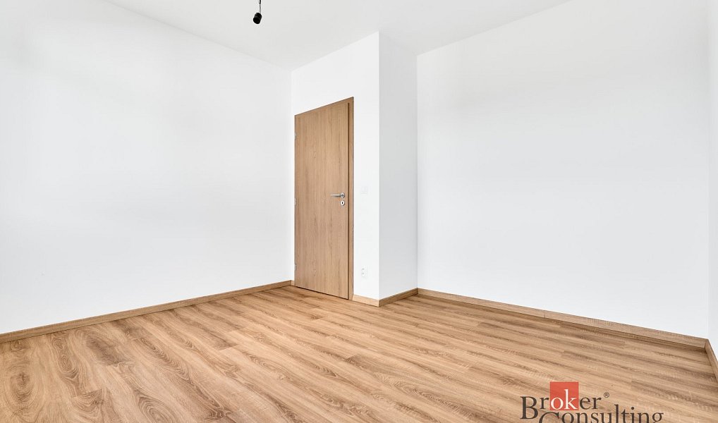 Prodej domu 113 m² s pozemkem 136 m², Luby – náhled fotky 24