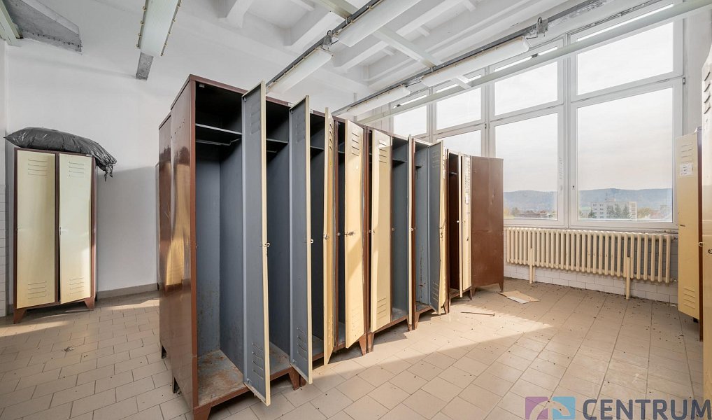 Pronájem skladovacích prostor 631 m², Turnov – náhled fotky 3