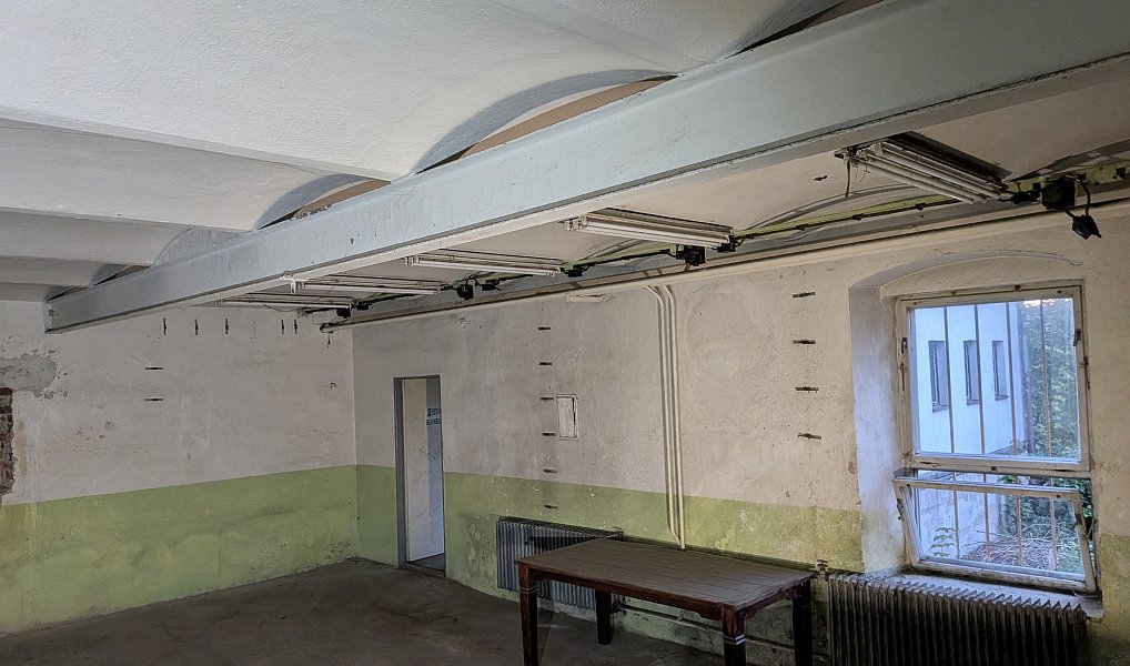 Prodej výrobních prostor 1 100 m², Králíky – náhled fotky 57