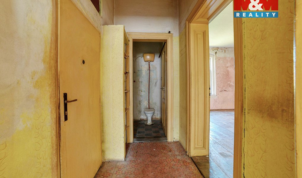 Prodej bytu 2+1 79 m², Cheb – náhled fotky 6