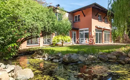 Prodej domu 463 m² s pozemkem 1 277 m², U Bažantnice, Přezletice, okres Praha-východ