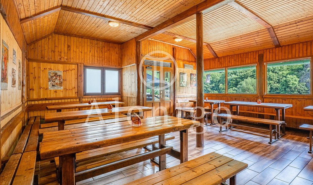 Prodej restaurace 124 m², Skryje – náhled fotky 2