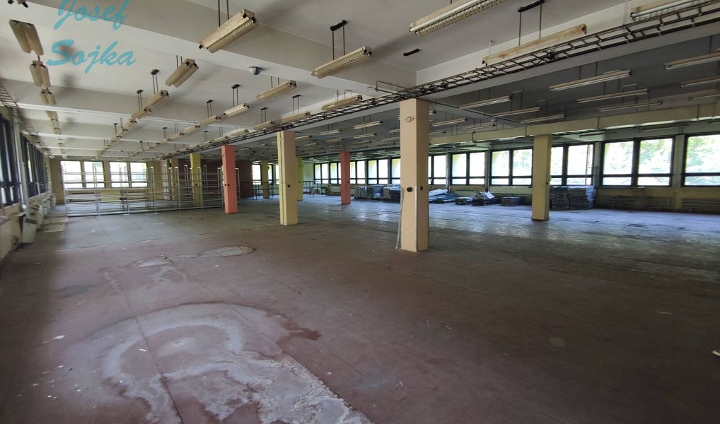 Pronájem skladovacích prostor 4 500 m², Adamov – náhled fotky 7