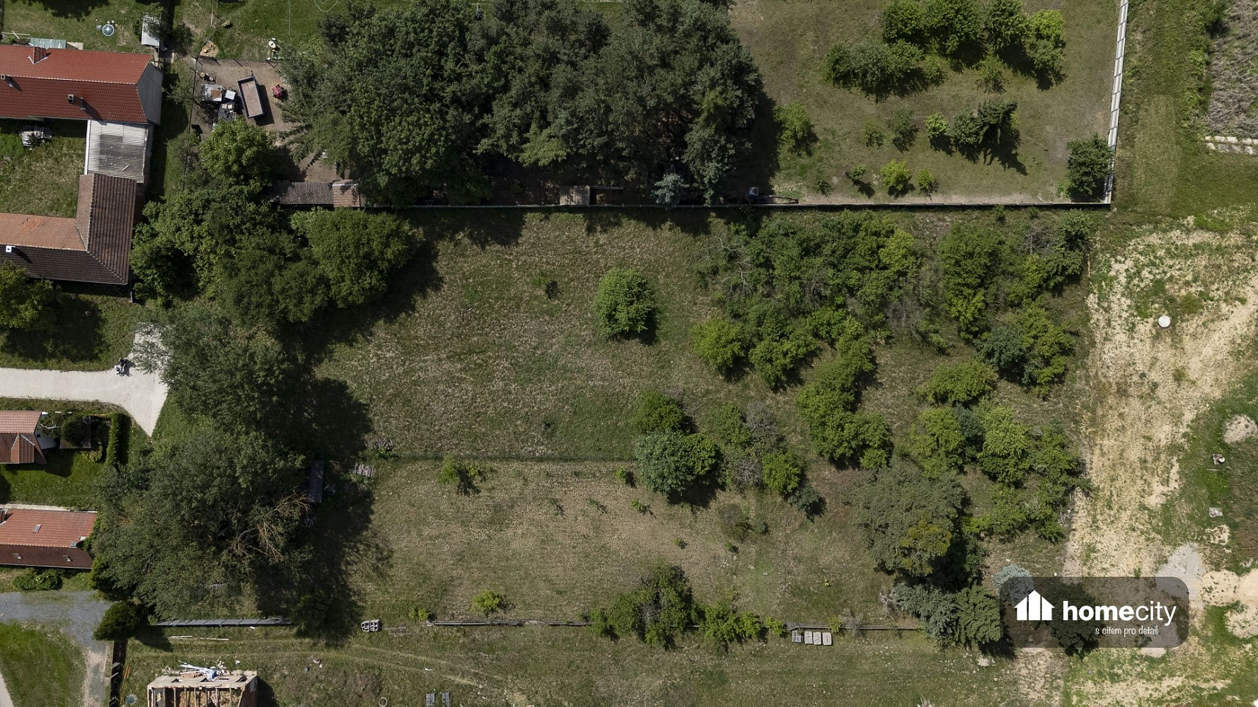 Prodej stavebního pozemku 1 828 m²