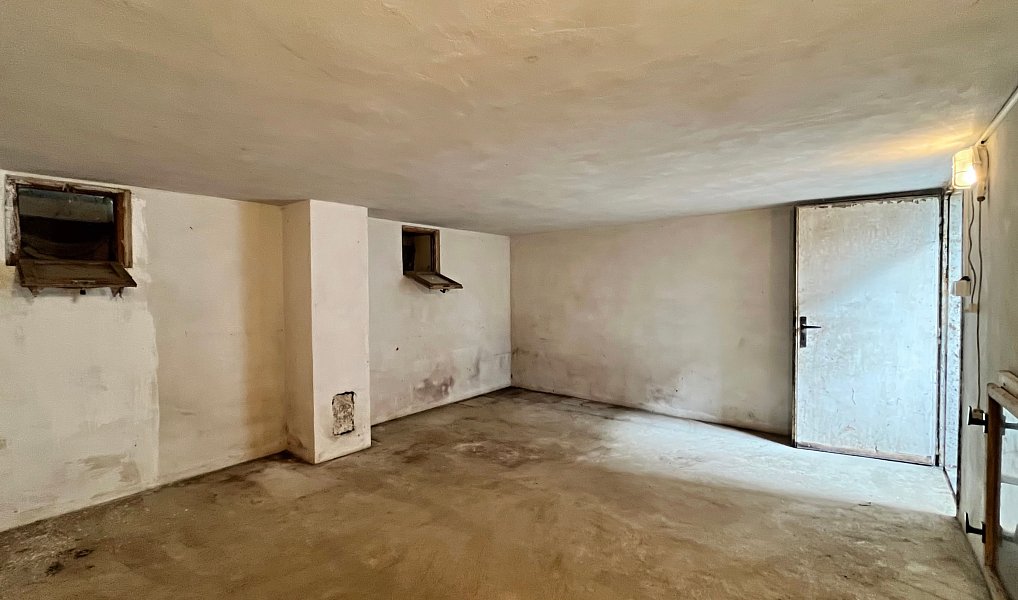 Prodej domu 260 m² s pozemkem 2 162 m², Kunovice – náhled fotky 35
