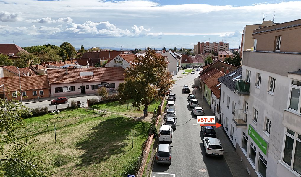 Pronájem bytu 3+kk 62 m², Znojmo – náhled fotky 3