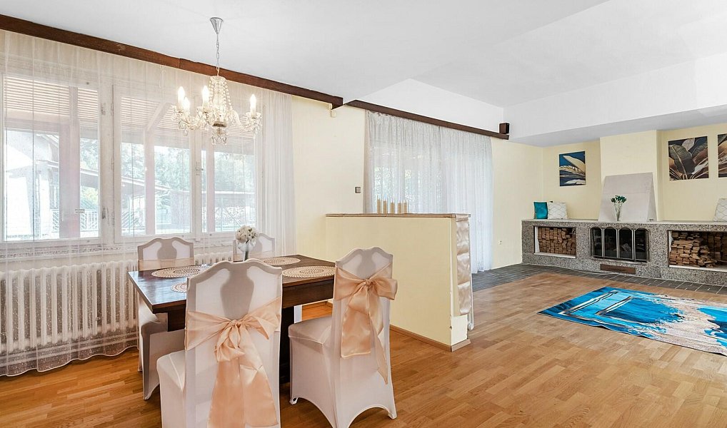 Prodej domu 210 m² s pozemkem 1 507 m², Svojetice – náhled fotky 16