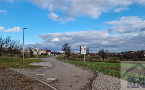 Prodej stavebního pozemku 2 298 m², Tvarožná, okres Brno-venkov