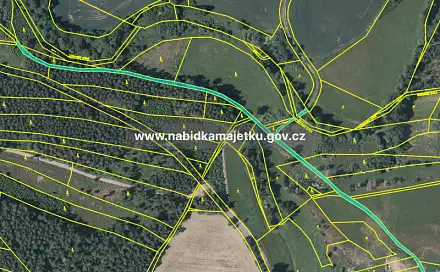 Prodej pozemku 2 564 m², Ostrov u Bezdružic, okres Plzeň-sever