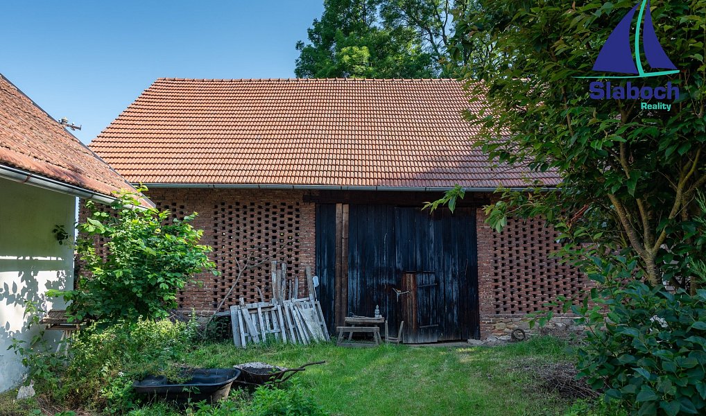 Prodej domu 285 m² s pozemkem 7 546 m², Krupá – náhled fotky 22