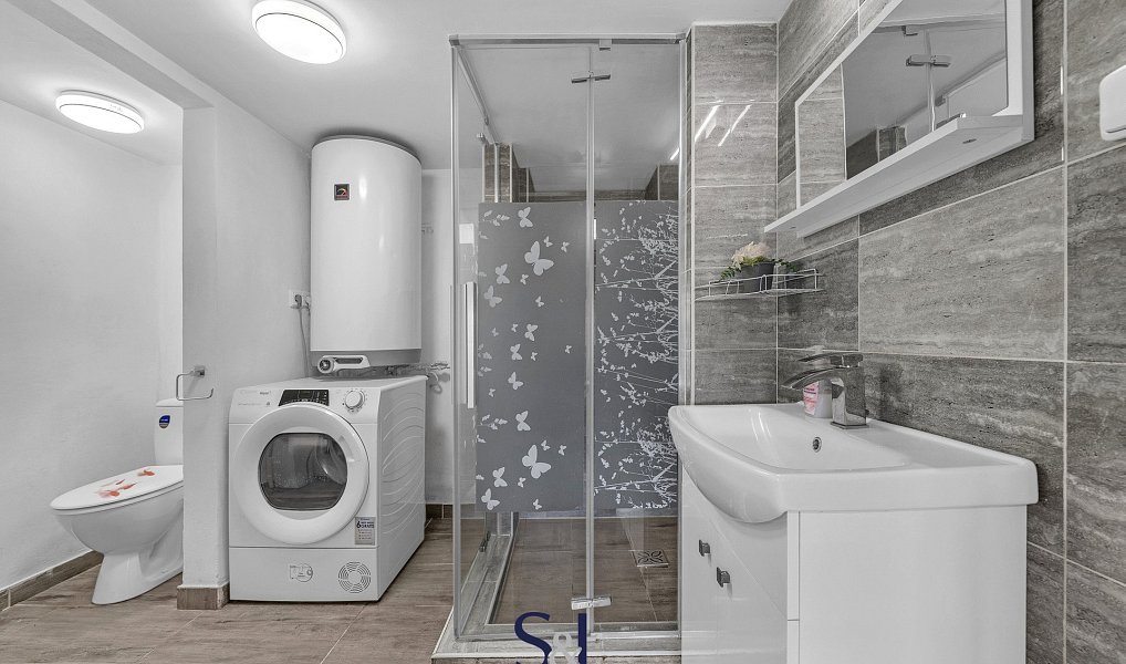 Prodej domu 180 m² s pozemkem 1 497 m², Bulovka – náhled fotky 9