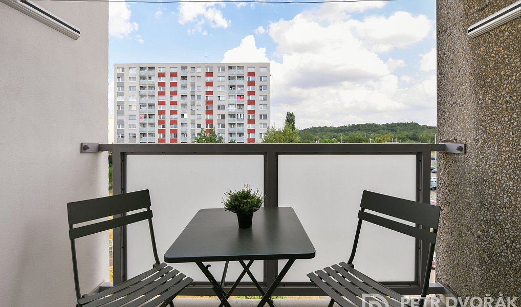 Prodej bytu 3+1 62 m², Praha – náhled fotky 17