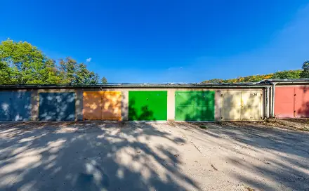 Pronájem garáže, 19 m2 - Slaný, Smečenská, Slaný, okres Kladno