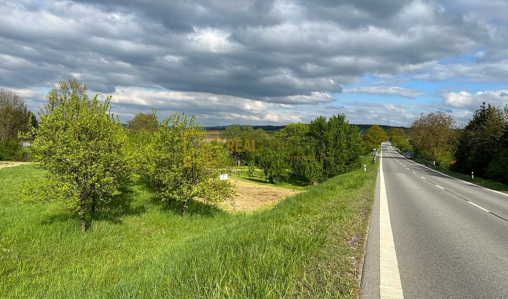 Prodej stavebního pozemku 3 858 m², Slavkov – náhled fotky 5