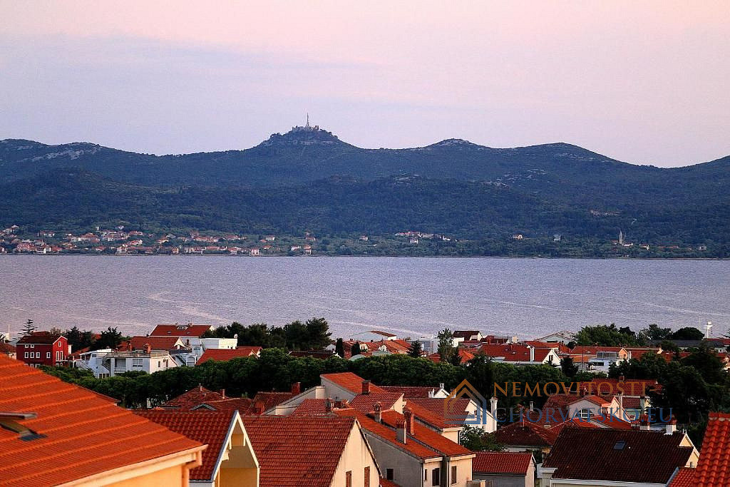 Prodej domu 386 m² s pozemkem 586 m² - More