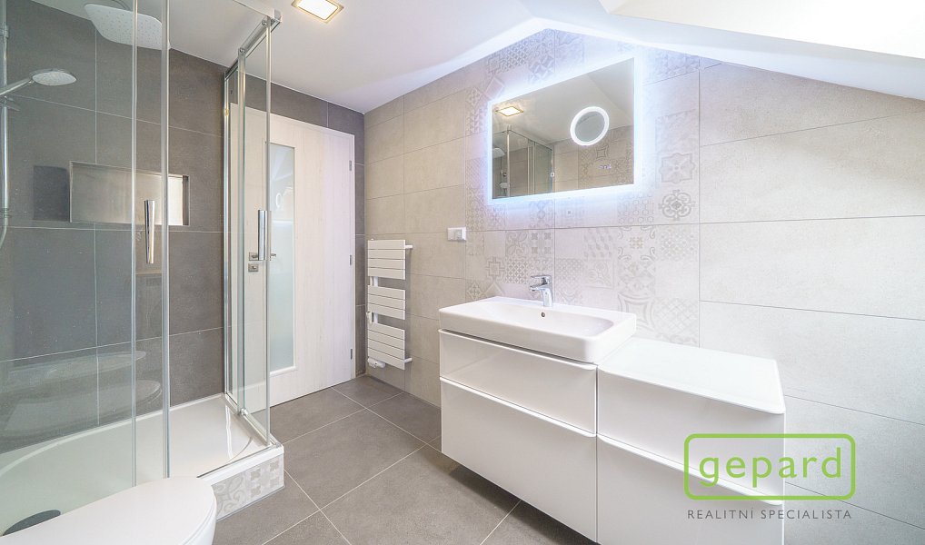 Prodej bytu 3+1 100 m², Karlovy Vary – náhled fotky 4