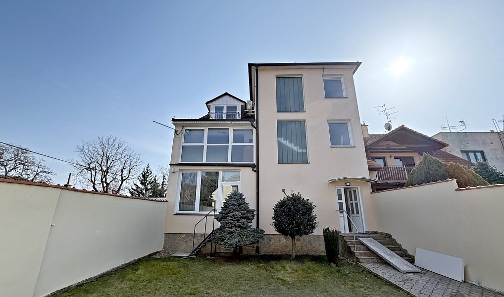Prodej bytu 4+kk 119 m², Strážnice – náhled fotky 12
