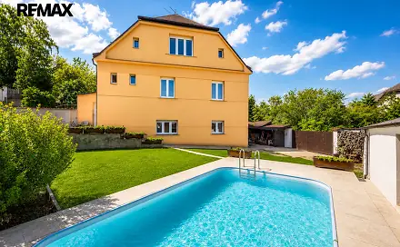 Prodej domu 246 m² s pozemkem 376 m², Možného, Praha 6 - Ruzyně
