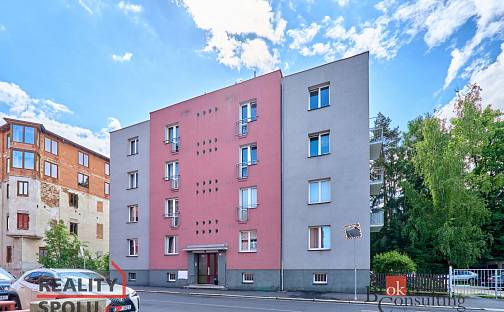Prodej bytu 3+1 69 m², Lidická, Karlovy Vary - Drahovice