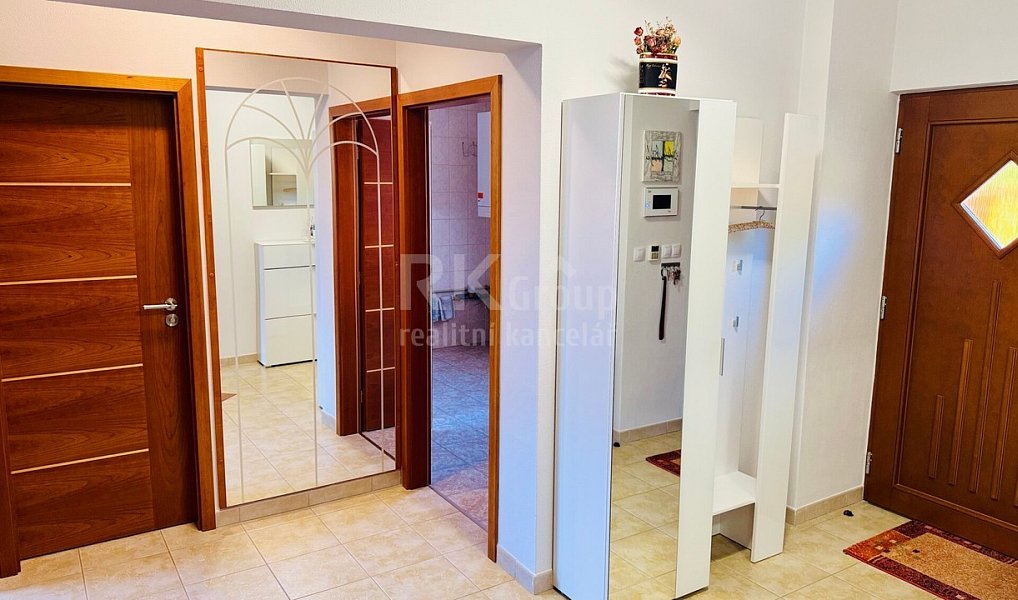 Prodej domu 213 m² s pozemkem 682 m², Velká Hleďsebe – náhled fotky 10