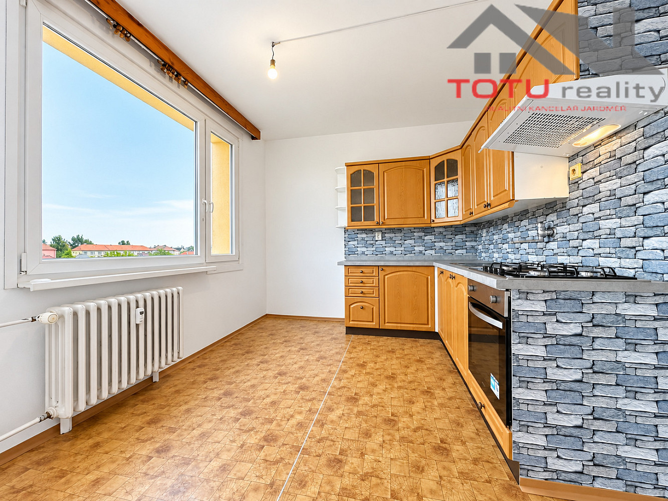 Pronájem bytu 3+1 72 m² – fotografie 3