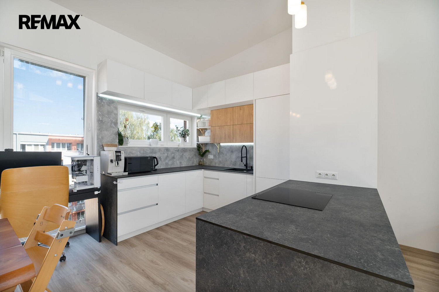 Prodej bytu 3+kk 109 m² – fotografie 3