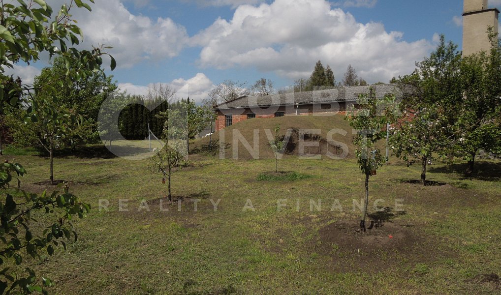 Prodej stavebního pozemku 800 m², Charváty – náhled fotky 2