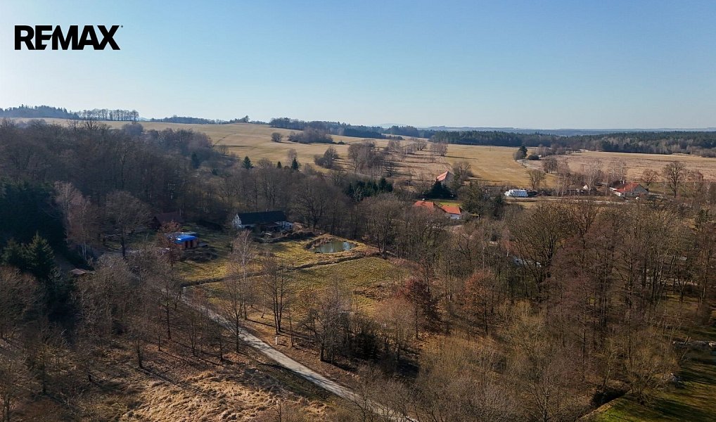 Prodej stavebního pozemku 2 782 m², Nové Hrady – náhled fotky 11