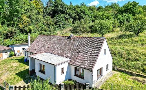 Prodej domu 87 m² s pozemkem 7 596 m², Podhořany u Ronova, okres Chrudim