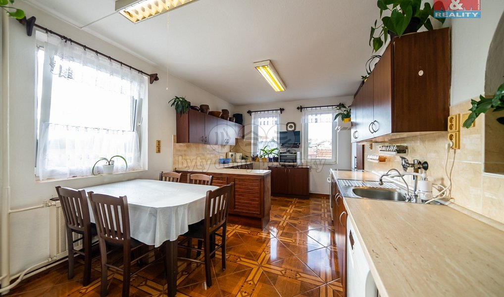 Prodej domu 250 m² s pozemkem 622 m², Bystřice nad Pernštejnem – náhled fotky 6