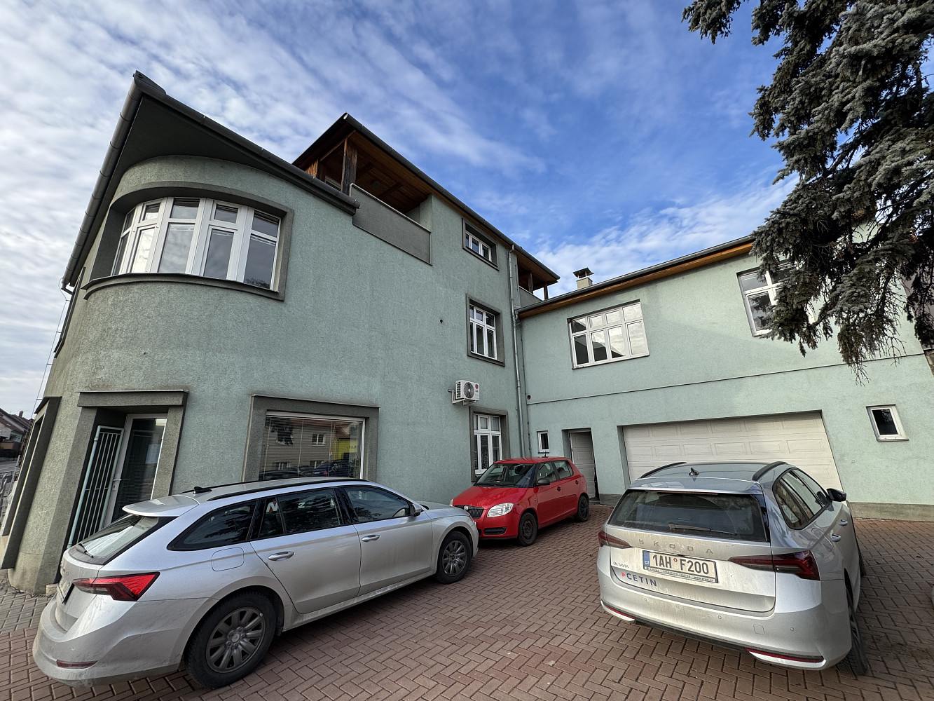 Prodej domu 750 m² s pozemkem 305 m² – fotografie 4