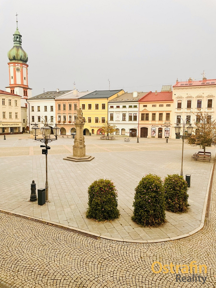 Pronájem kanceláře 210 m² – fotografie 2