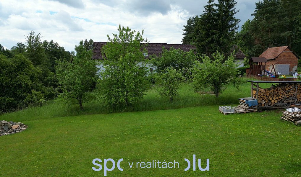 Prodej stavebního pozemku 874 m², Bobrová – náhled fotky 9