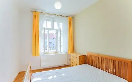 Pronájem bytu 2+1 78 m², Škroupovo náměstí, Praha 3 - Žižkov