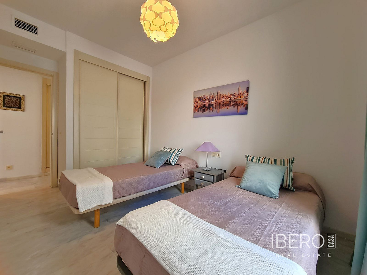 Piso 4+kk – Estepona - Vista 4