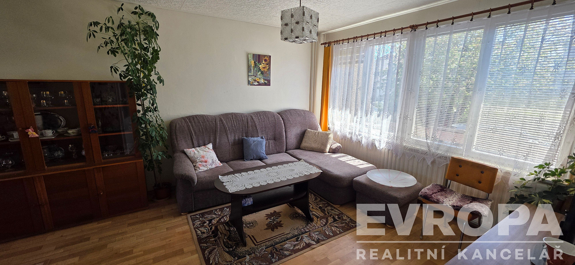 Prodej domu 198 m² s pozemkem 275 m² – fotografie 2