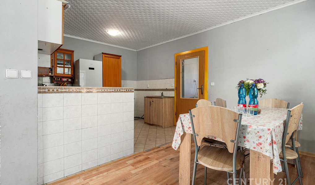 Prodej domu 110 m² s pozemkem 344 m², Oucmanice – náhled fotky 6