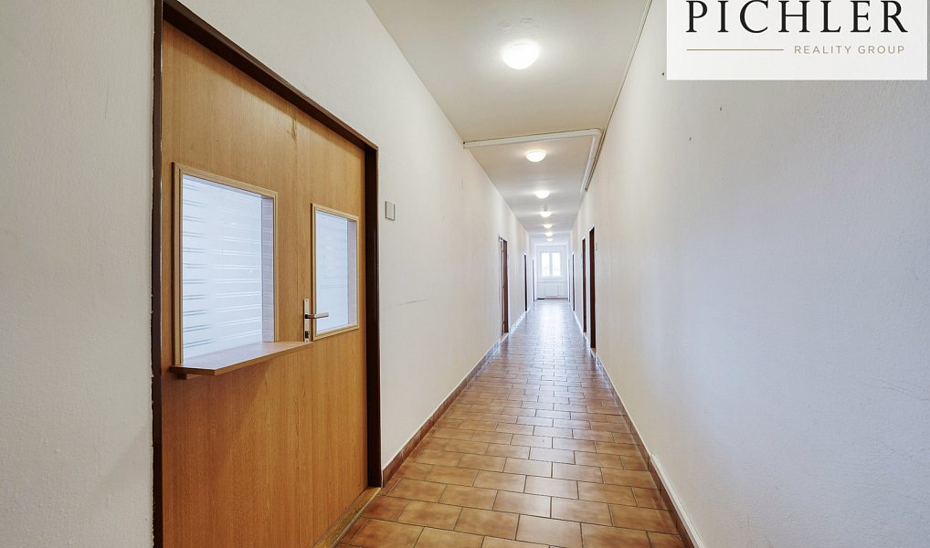 Pronájem kanceláře 255 m², Plzeň – náhled fotky 32