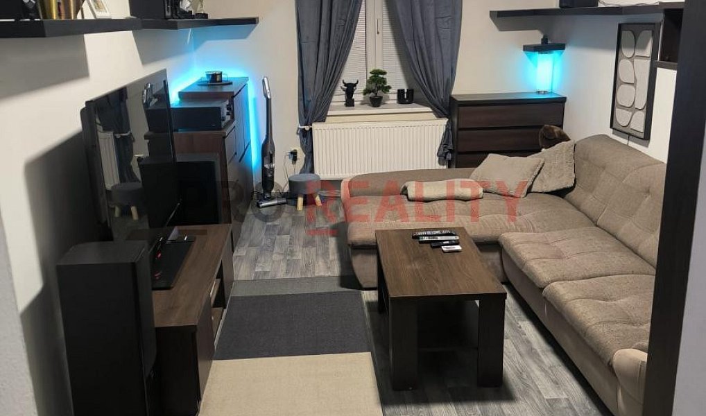 Prodej bytu 2+1 64 m², Krnov – náhled fotky 2