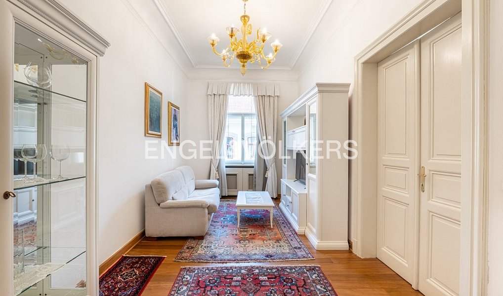 Pronájem bytu 3+kk 77 m², Praha – náhled fotky 2