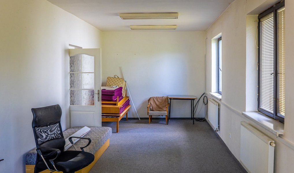 Prodej výrobních prostor 9 957 m², Kájov – náhled fotky 26
