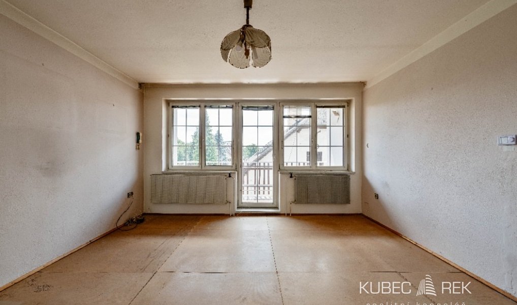 Prodej domu 330 m² s pozemkem 1 002 m², Tábor – náhled fotky 2