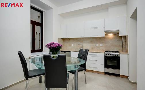 Prodej bytu 4+1 112 m², Úvoz, Brno - Staré Brno