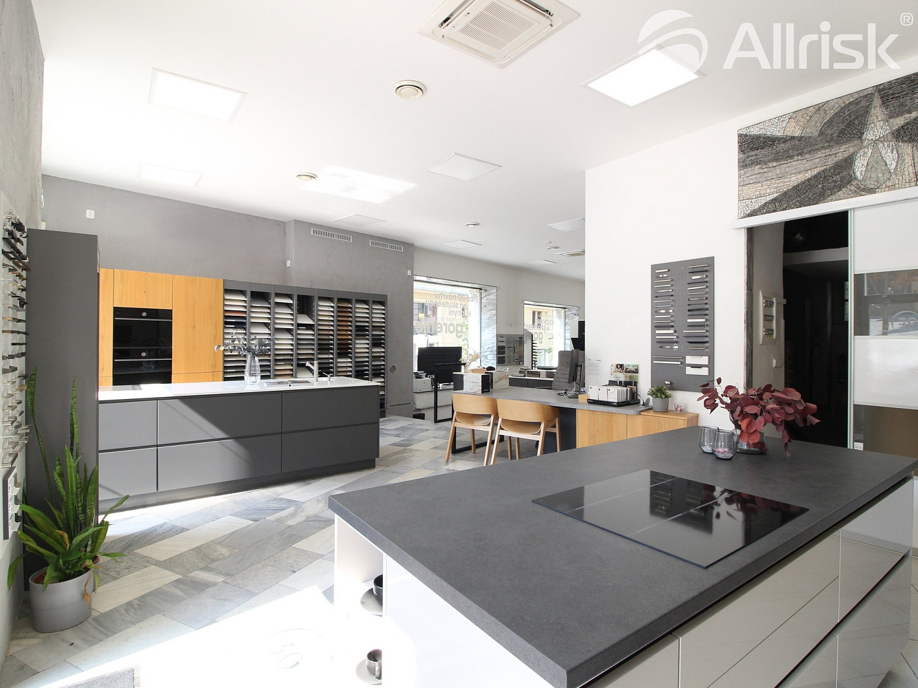 Pronájem obchodních prostor 109 m²